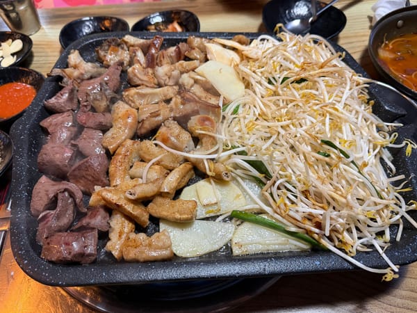 A Bittersweet Gopchang Night in Janggi-dong: Lee Daegam Gopchang Makchang Review